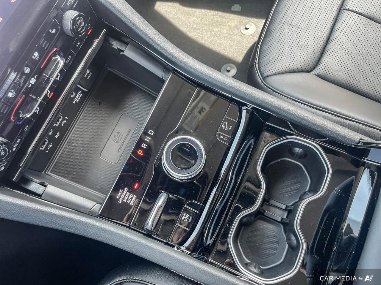2023 Jeep Grand Cherokee 4xe Navigation | Pano Roof | Rear Seat Video | 20 Wheels | Heated & Cooled Seats | Remote Start | Photo