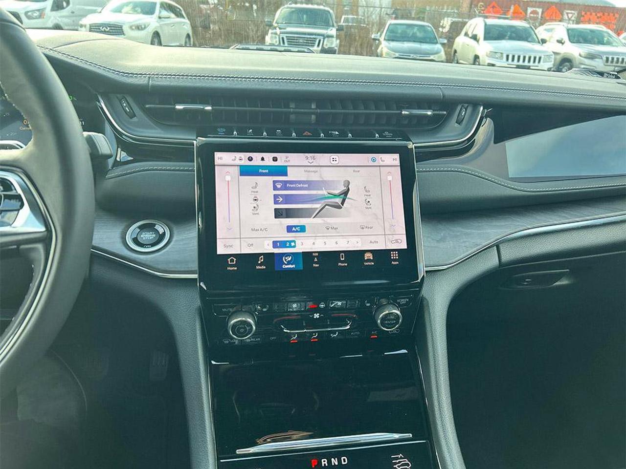 2023 Jeep Grand Cherokee 4xe Overland | Executive Demo | VERY LOW KMS| Factory Warranty | LOADED | Remote Start | CarPlay Photo