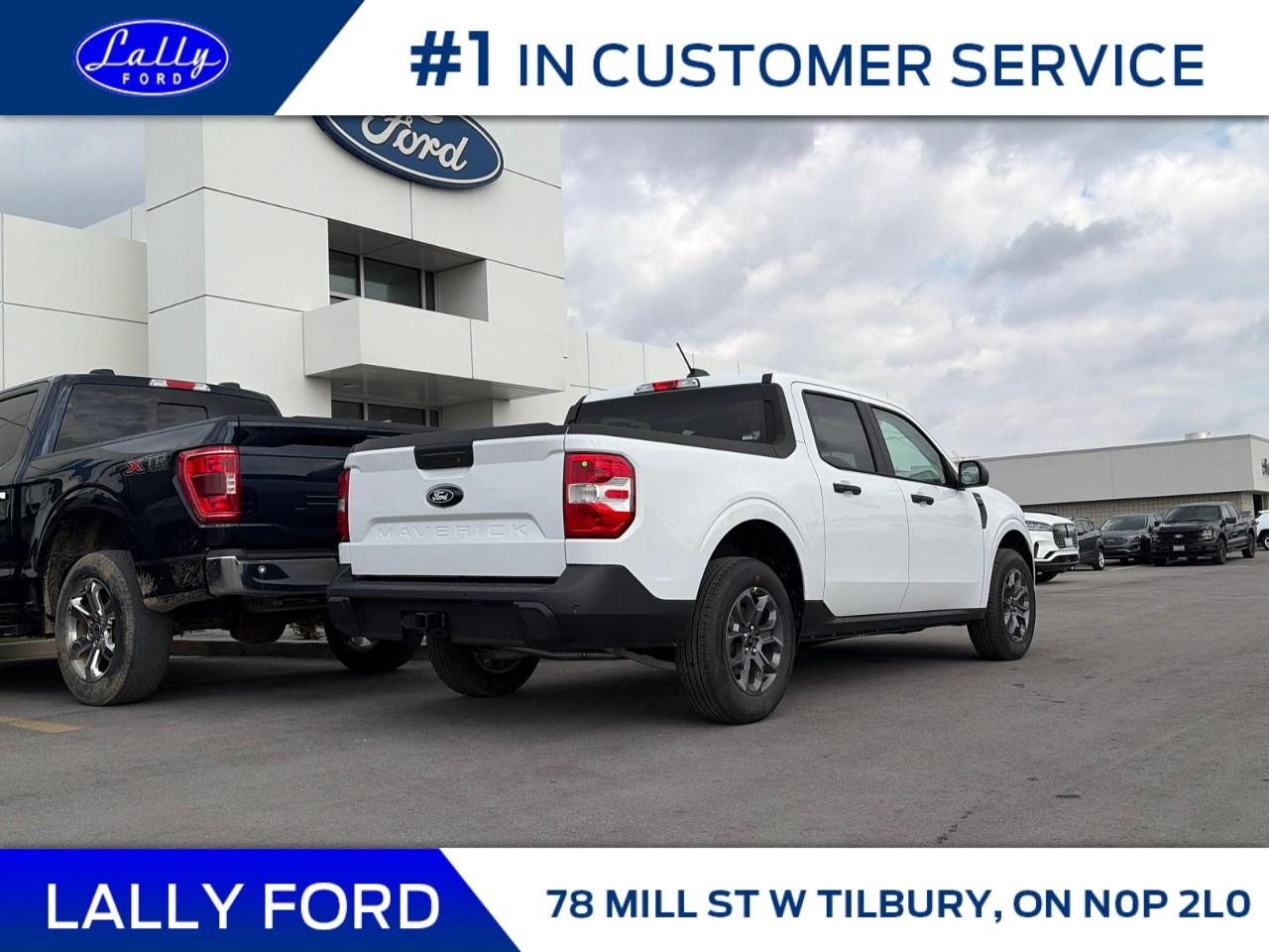 2026 Ford Maverick XLT AWD SuperCrew Photo2