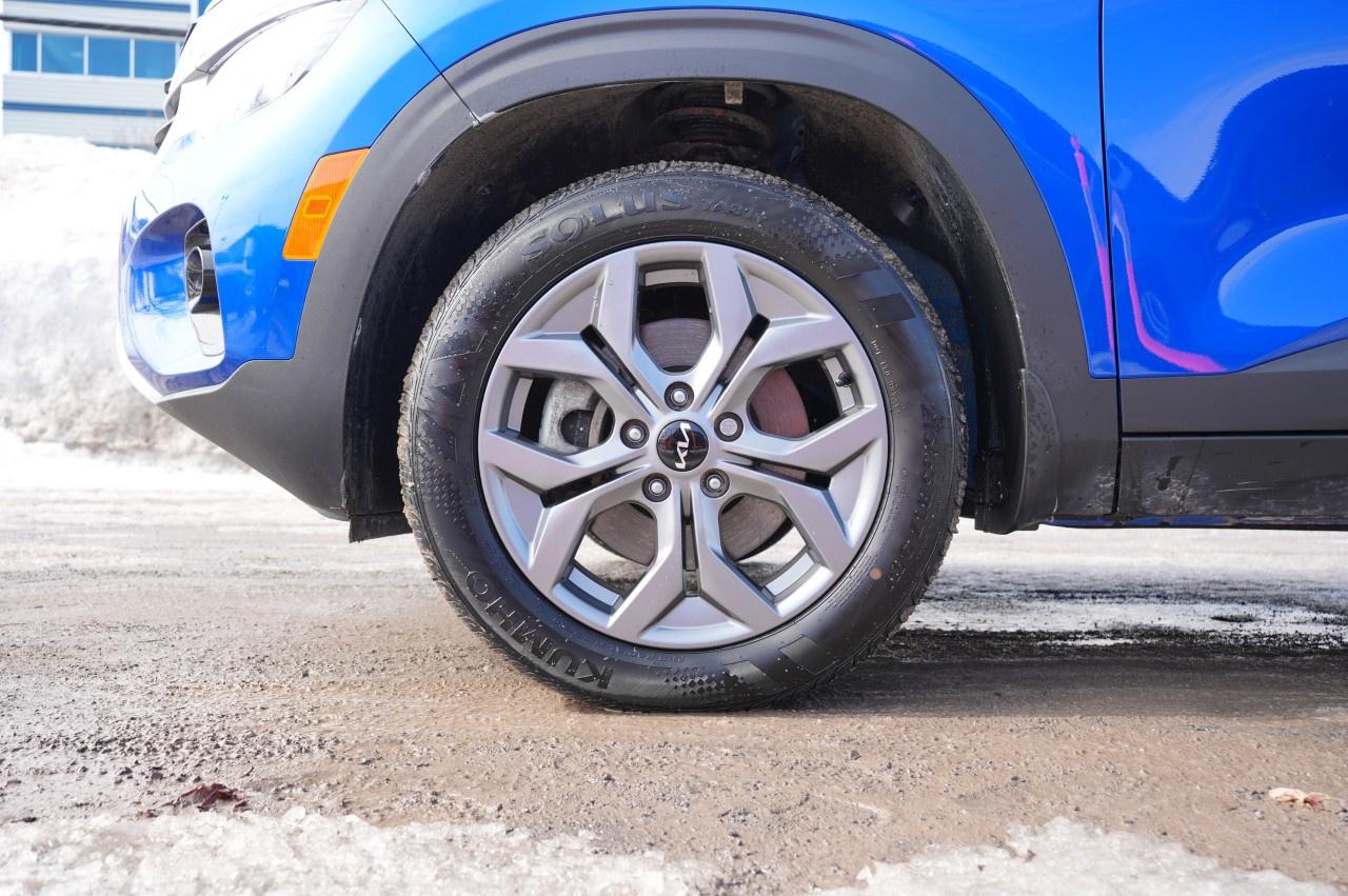 2025 Kia Seltos LX AWD Photo