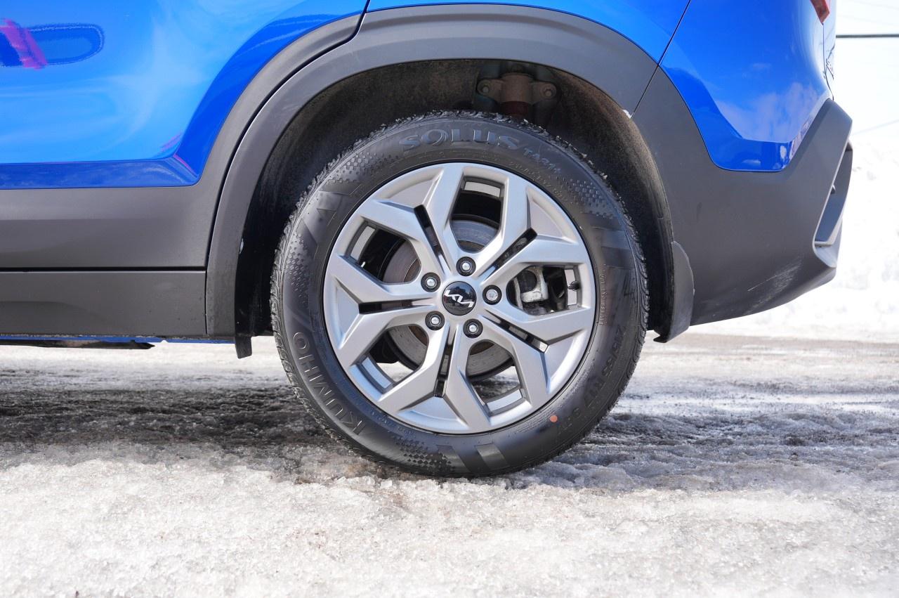 2025 Kia Seltos LX AWD Photo