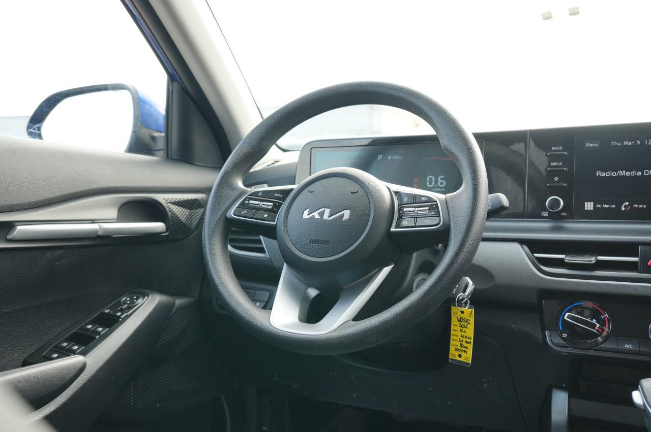 2025 Kia Seltos LX AWD Photo