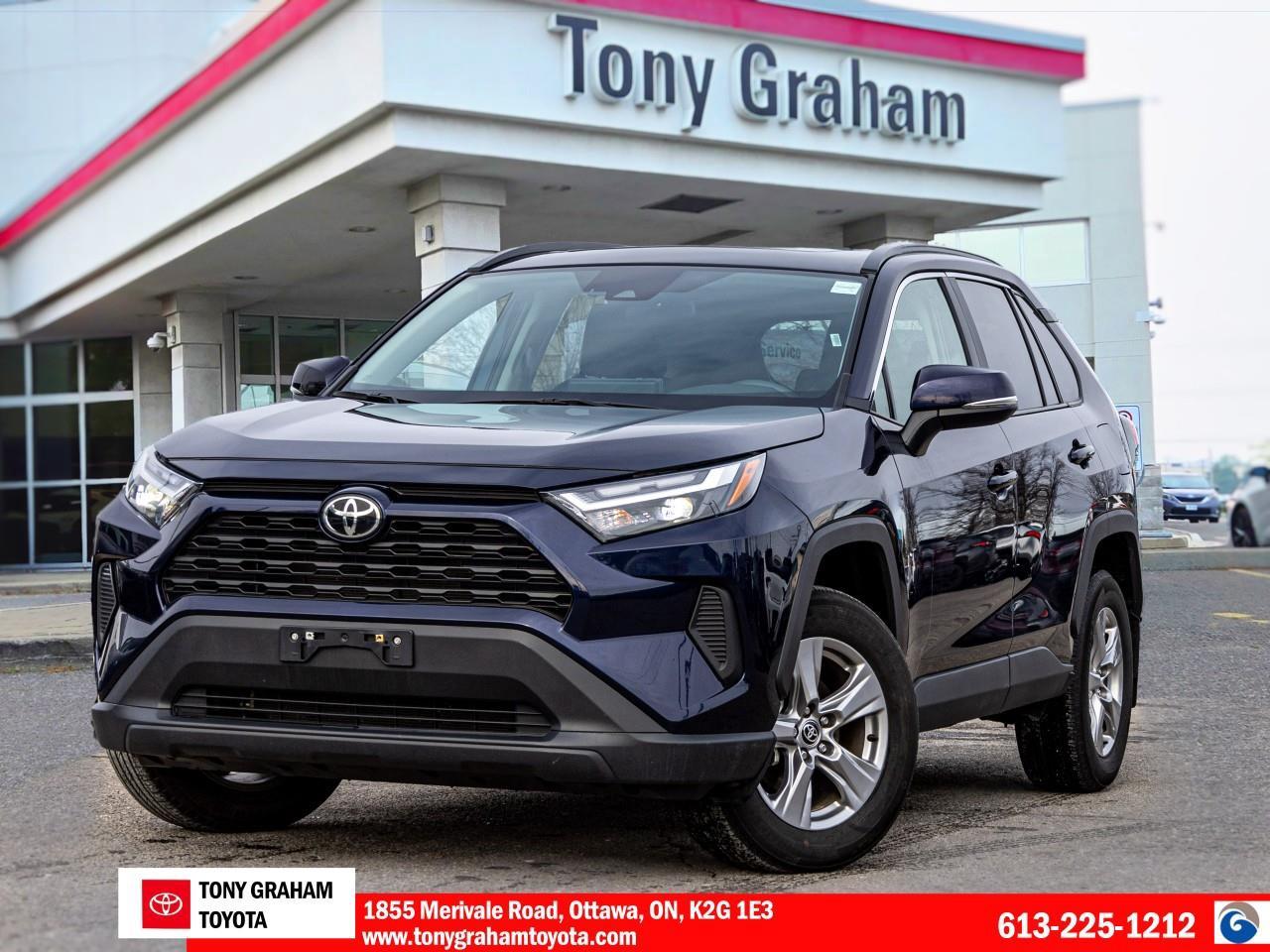 2025 Toyota RAV4 XLE Photo