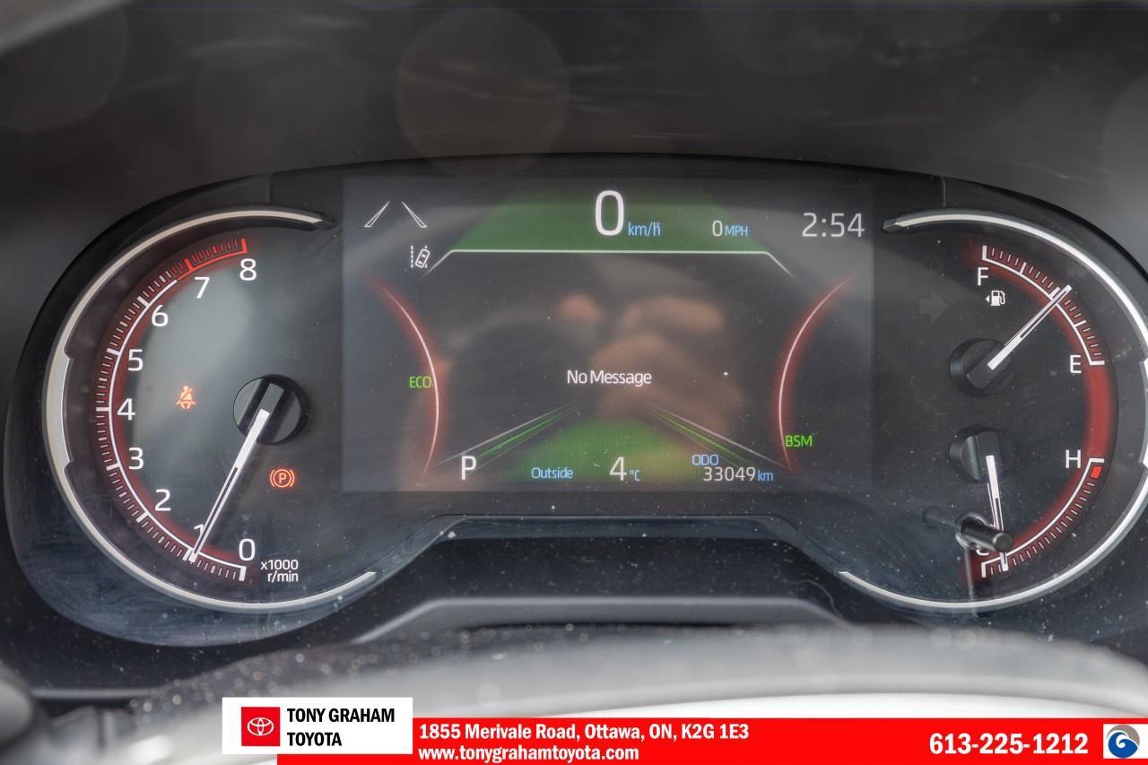 2025 Toyota RAV4 XLE Photo