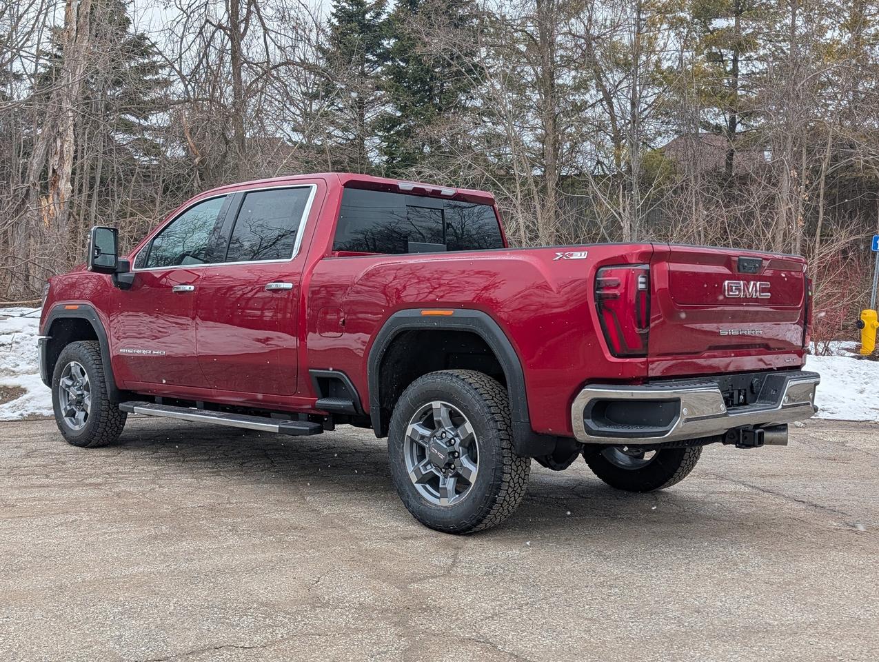 2026 GMC SIERRA 2500HD SLT Photo