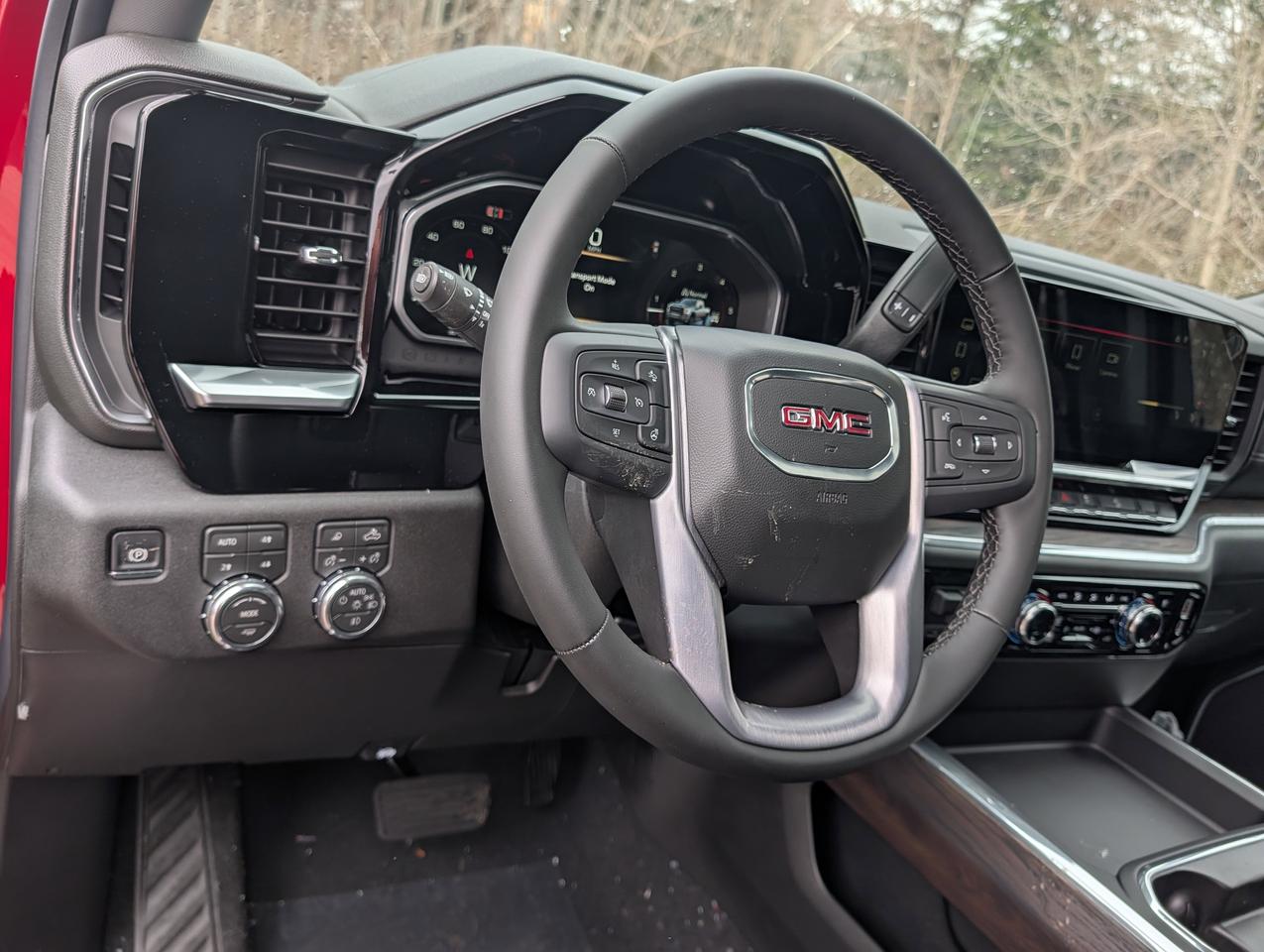 2026 GMC SIERRA 2500HD SLT Photo