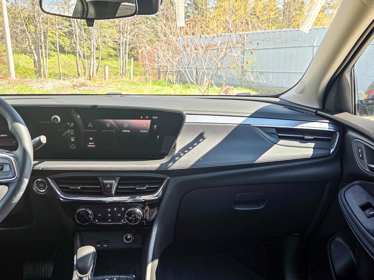 2026 Buick Encore GX Sport Touring Photo