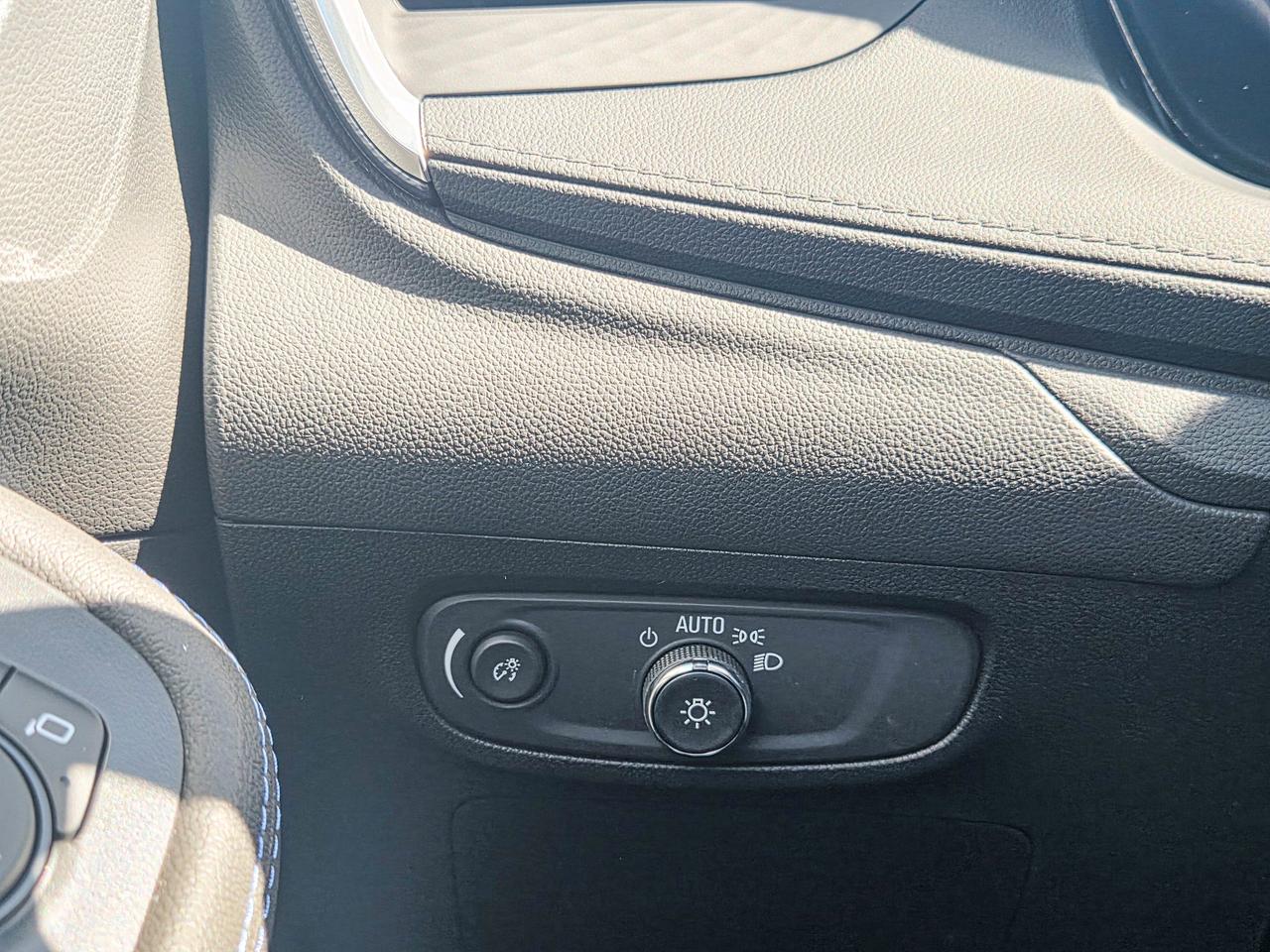 2026 Buick Encore GX Sport Touring Photo