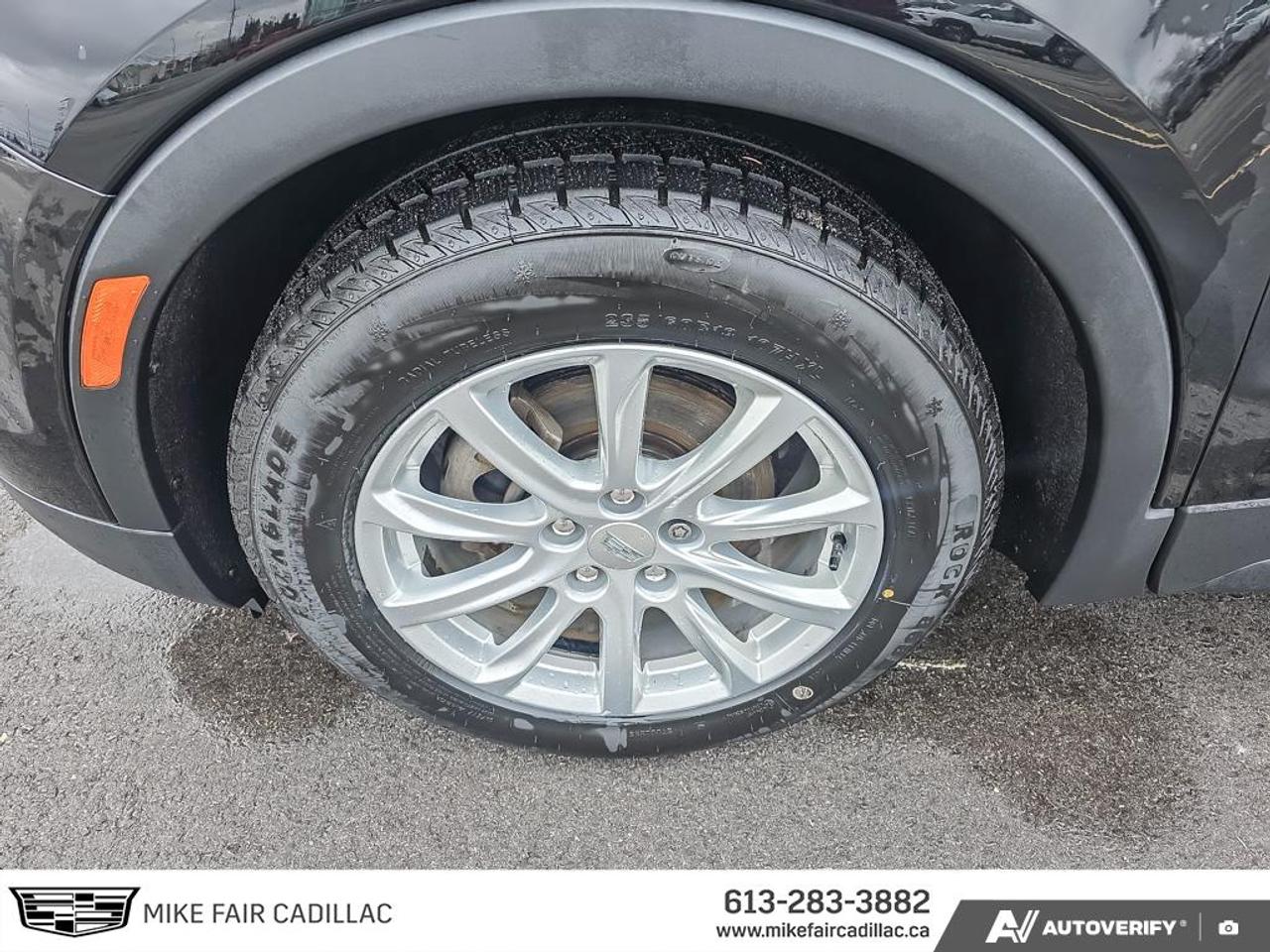 2020 Cadillac XT4 Luxury ONE OWNER! Panoramic Sunroof, Heated and Ventilated Front Seats, Heated Steering Wheel Photo