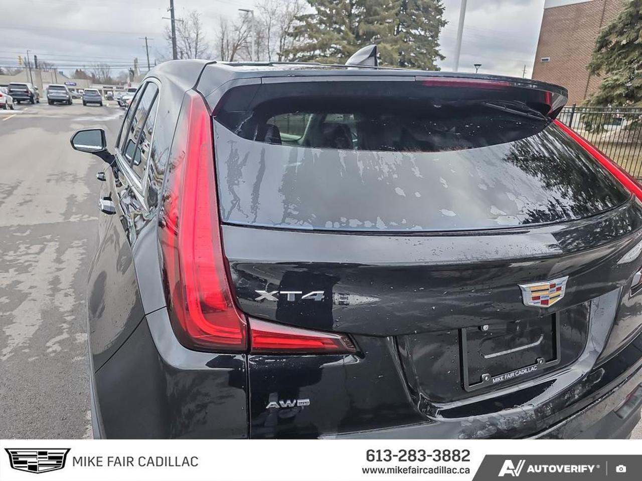 2020 Cadillac XT4 Luxury ONE OWNER! Panoramic Sunroof, Heated and Ventilated Front Seats, Heated Steering Wheel Photo