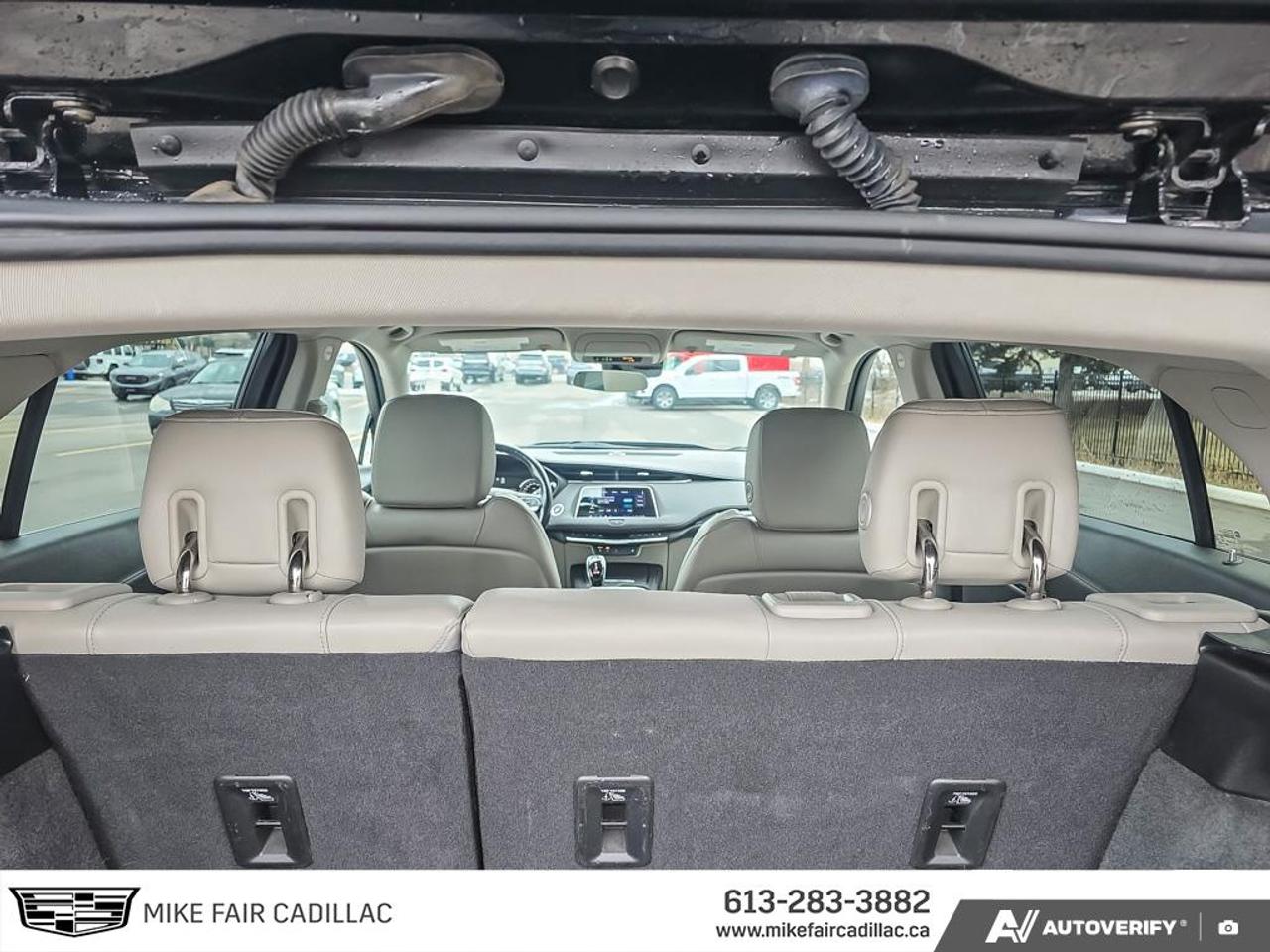 2020 Cadillac XT4 Luxury ONE OWNER! Panoramic Sunroof, Heated and Ventilated Front Seats, Heated Steering Wheel Photo