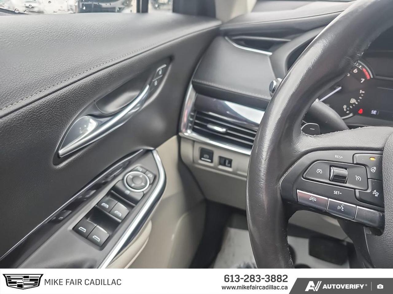 2020 Cadillac XT4 Luxury ONE OWNER! Panoramic Sunroof, Heated and Ventilated Front Seats, Heated Steering Wheel Photo