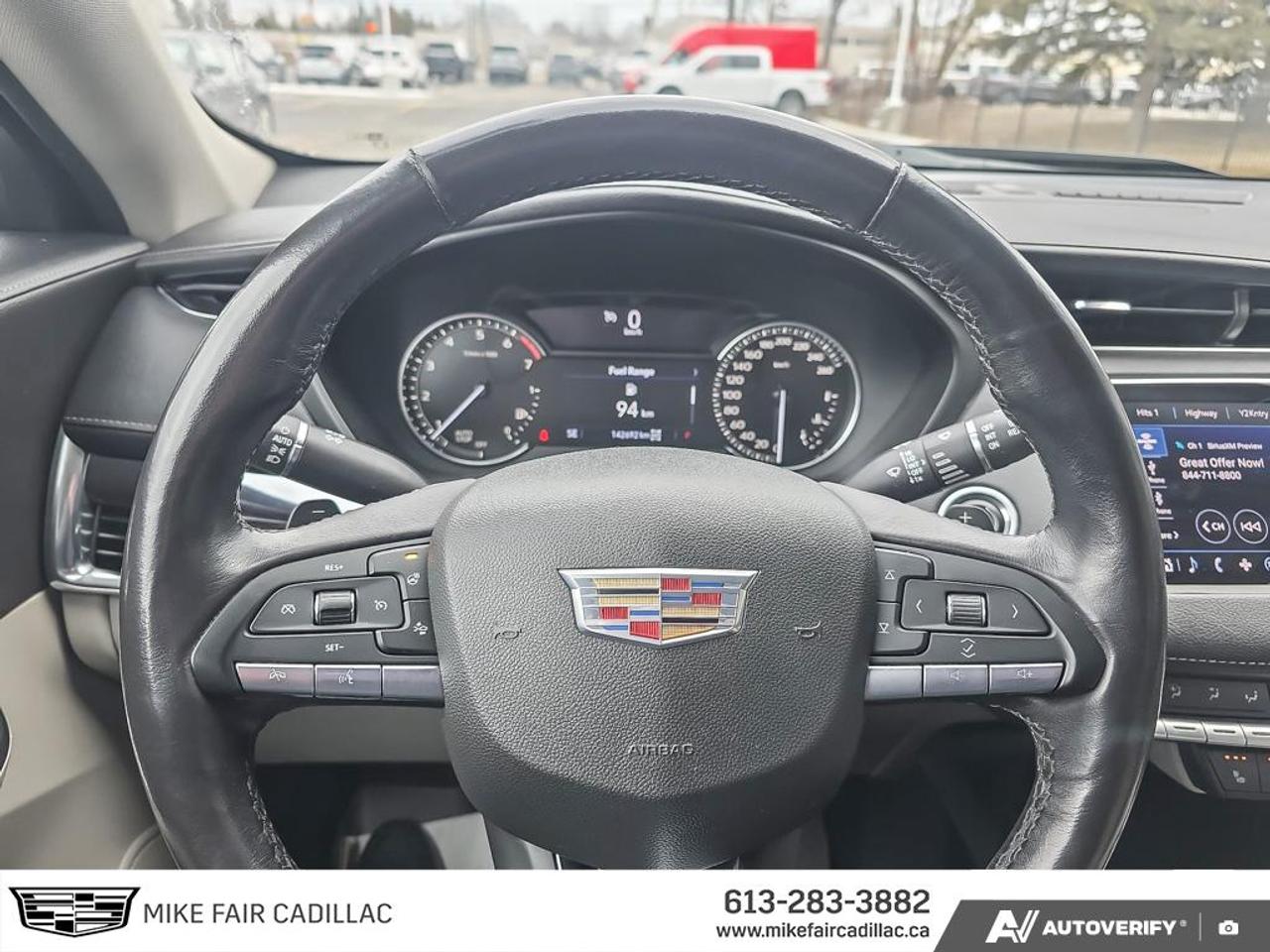 2020 Cadillac XT4 Luxury ONE OWNER! Panoramic Sunroof, Heated and Ventilated Front Seats, Heated Steering Wheel Photo