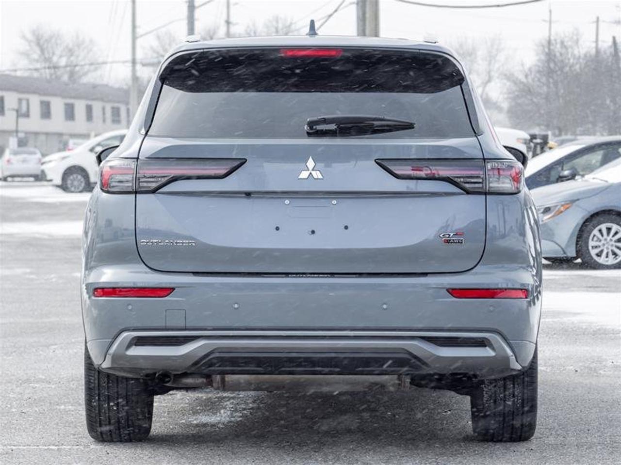 2025 Mitsubishi Outlander GT S-AWC Photo4