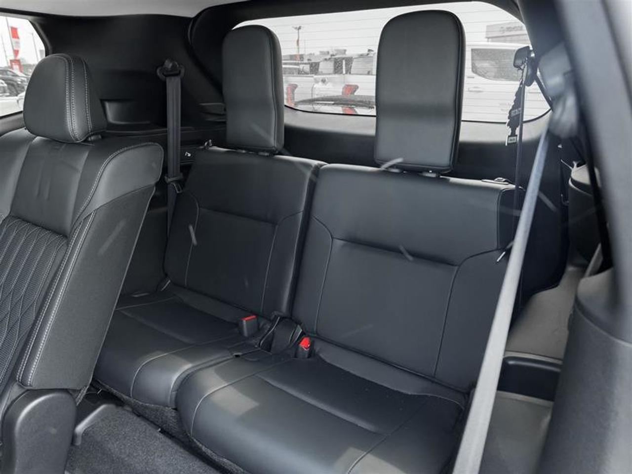 2025 Mitsubishi Outlander GT S-AWC Photo