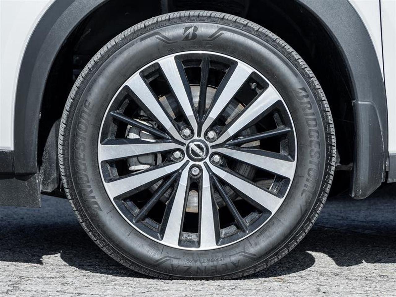 2025 Nissan Pathfinder Platinum 4WD Bose Audio| Heated and Ventilated Seats| Panoramic Sunroof| Navi| 360 Camera| Platinum Photo3