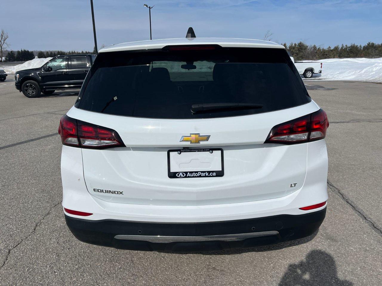 2024 Chevrolet Equinox FWD 4dr LT Photo