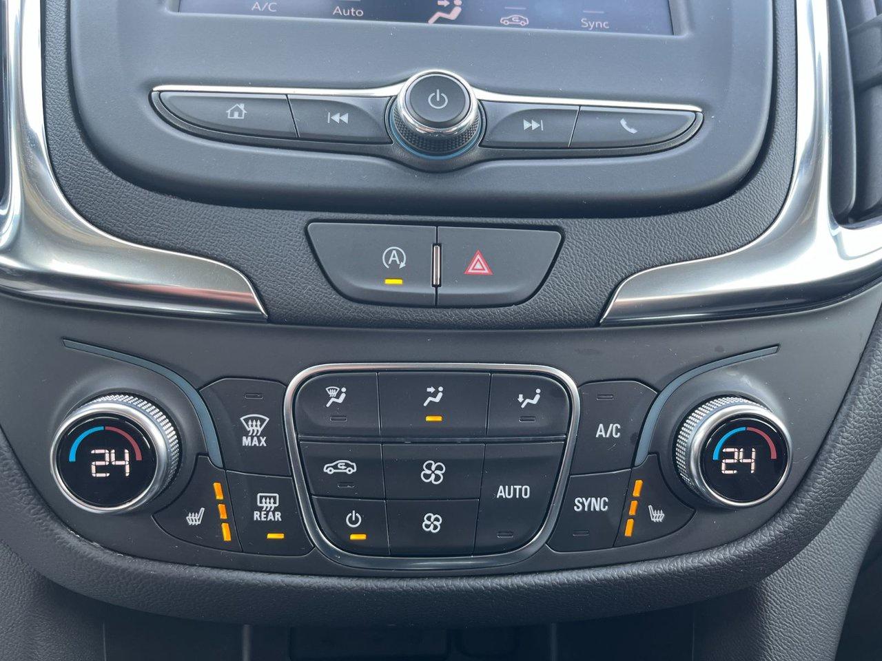 2024 Chevrolet Equinox FWD 4dr LT Photo