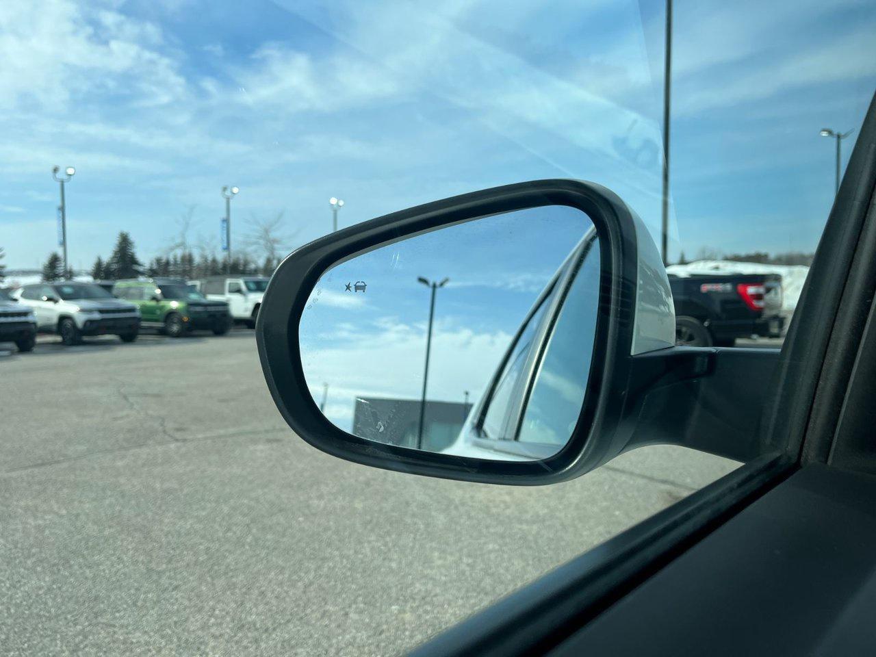 2022 Chevrolet TrailBlazer FWD 4dr LT Photo