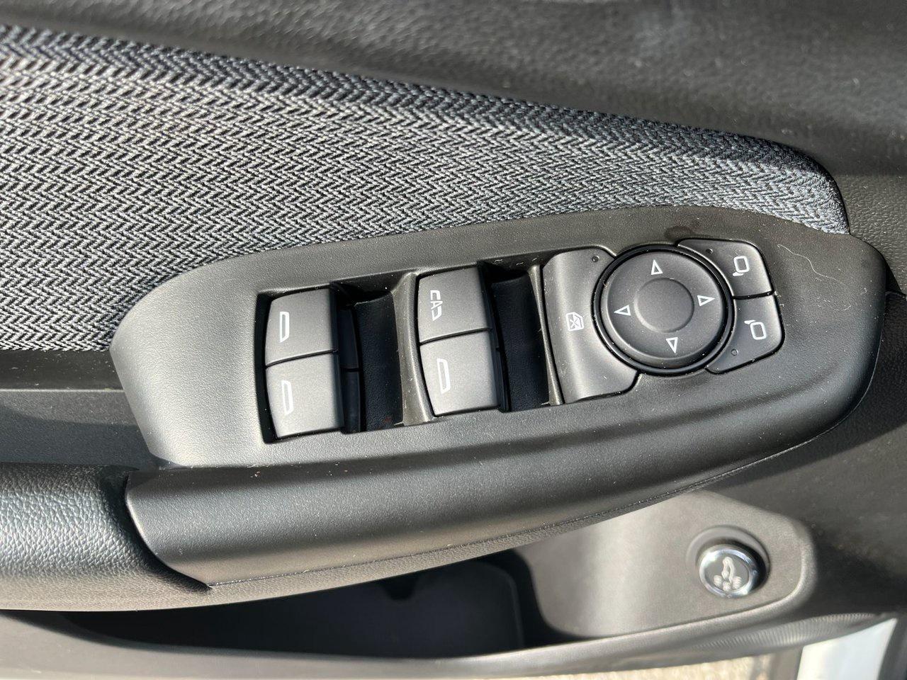 2022 Chevrolet TrailBlazer FWD 4dr LT Photo