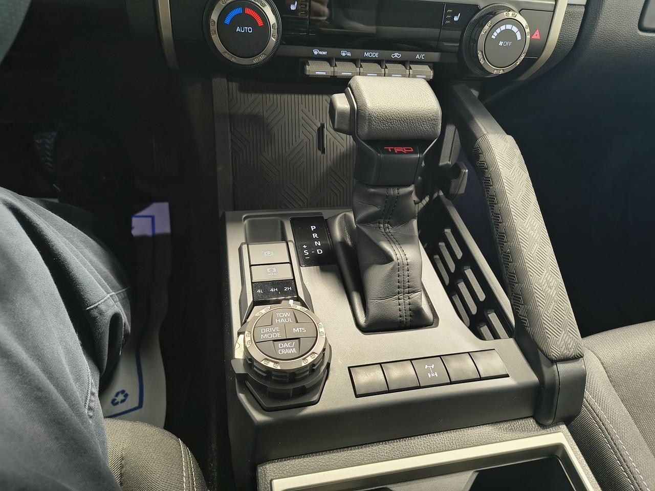 2024 Toyota Tacoma Off Road Photo0