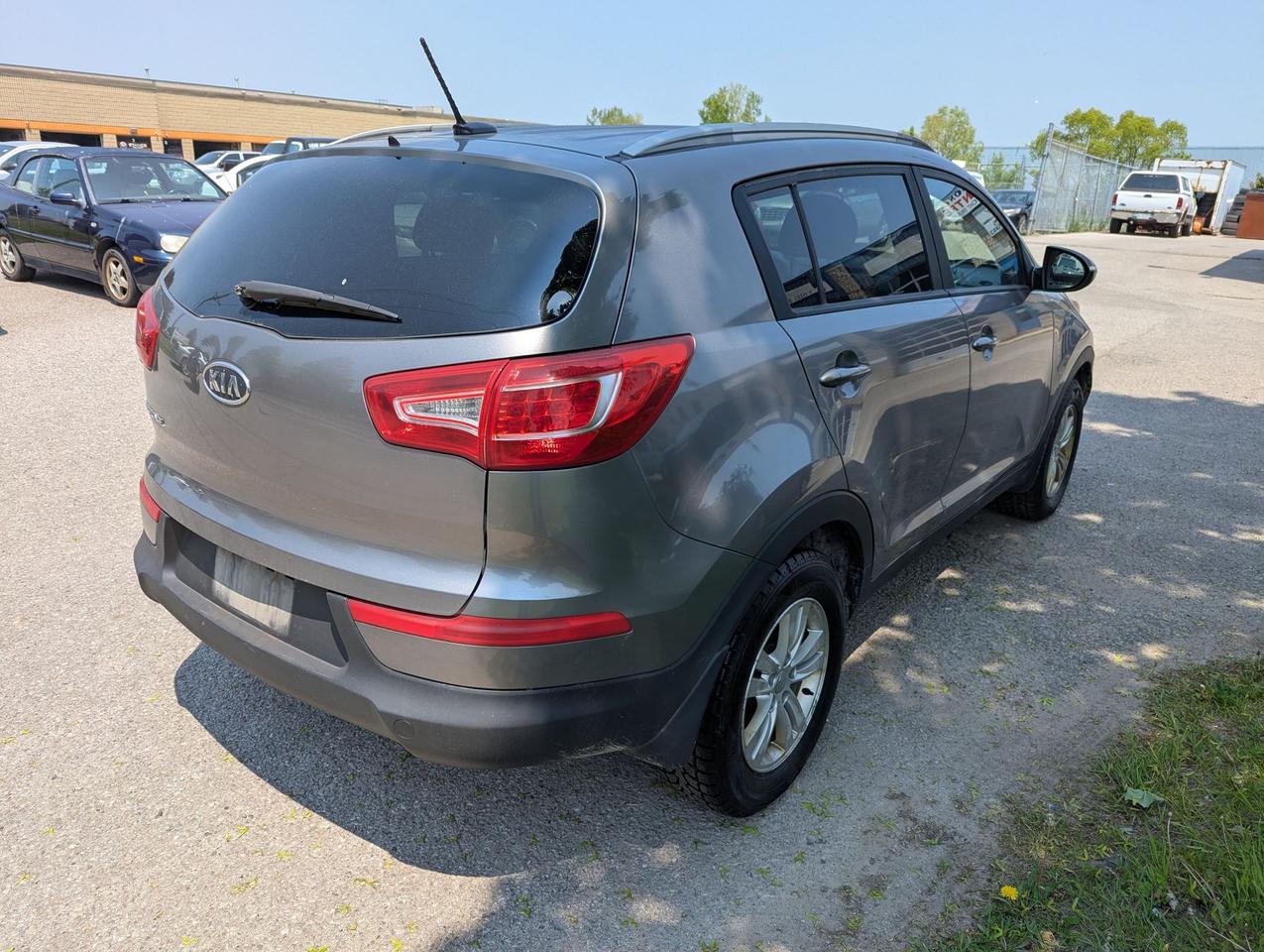 2011 Mazda CX-7 "Holy COW" certified + FREE 6M warranty Photo