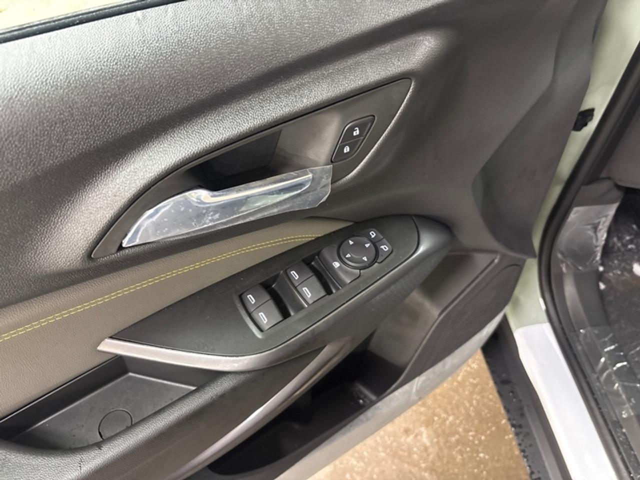 2026 Chevrolet Trax ACTIV  - Leather Seats -  Remote Start Photo