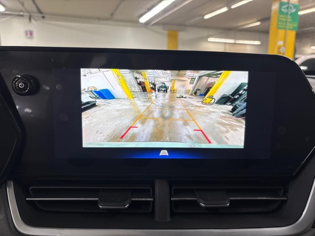 2026 Chevrolet Trax ACTIV  - Leather Seats -  Remote Start Photo