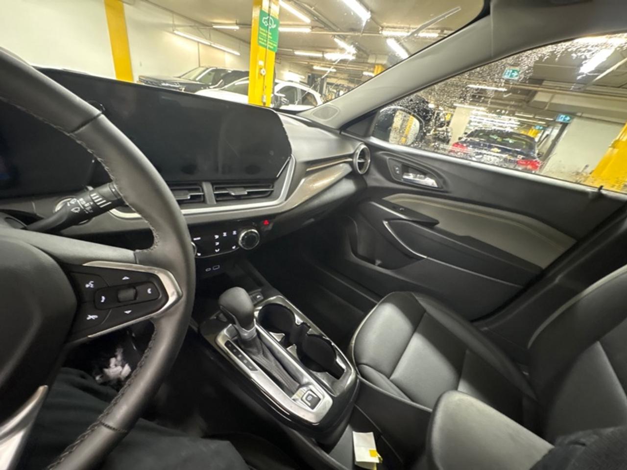 2026 Chevrolet Trax ACTIV  - Leather Seats -  Remote Start Photo