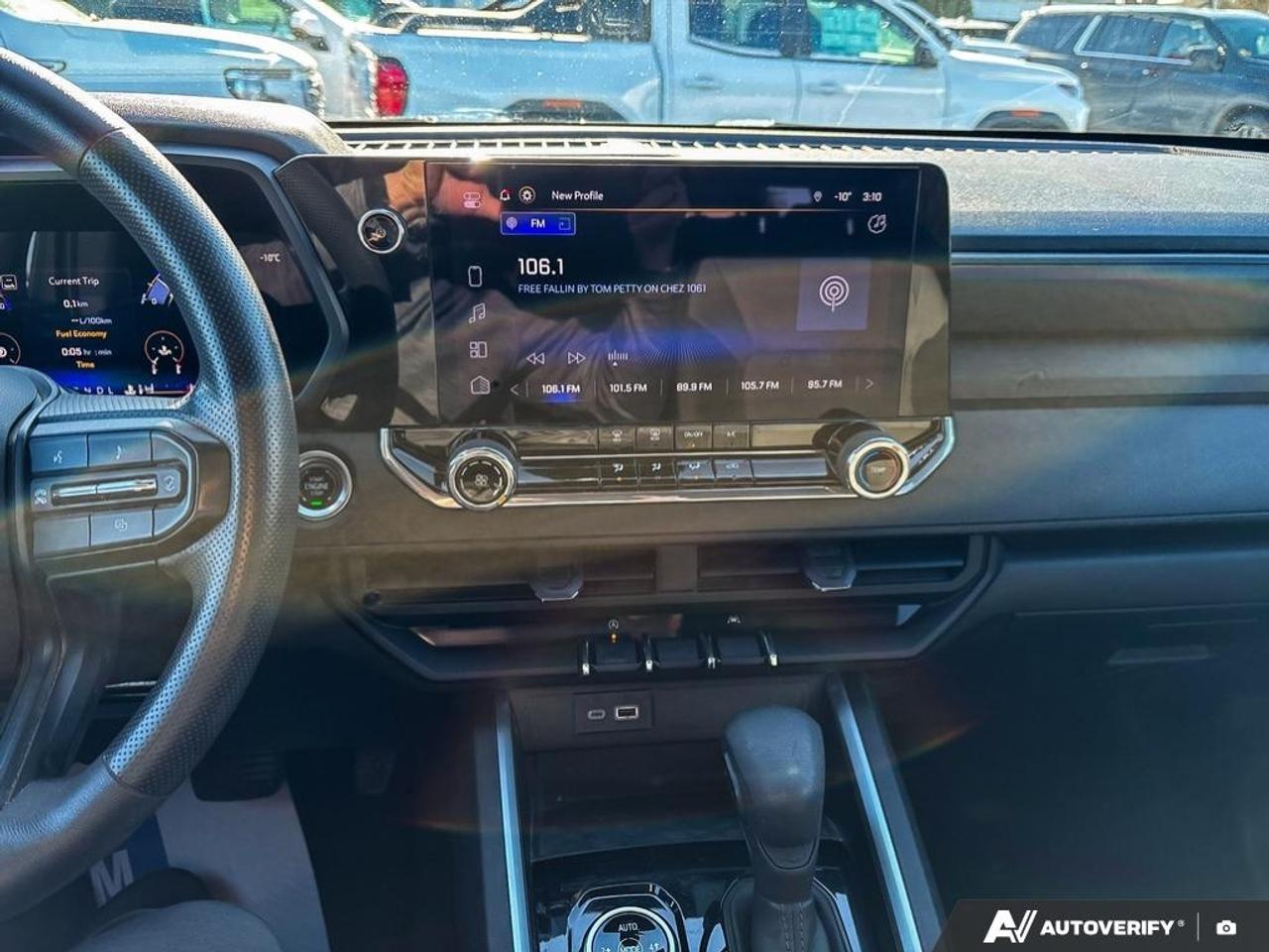 2024 Chevrolet Colorado Trail Boss  -  Apple CarPlay Photo