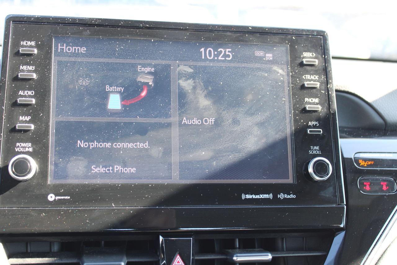 2024 Toyota Camry HYBRID SE Photo