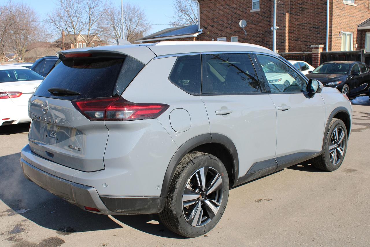 2024 Nissan Rogue SL Photo2