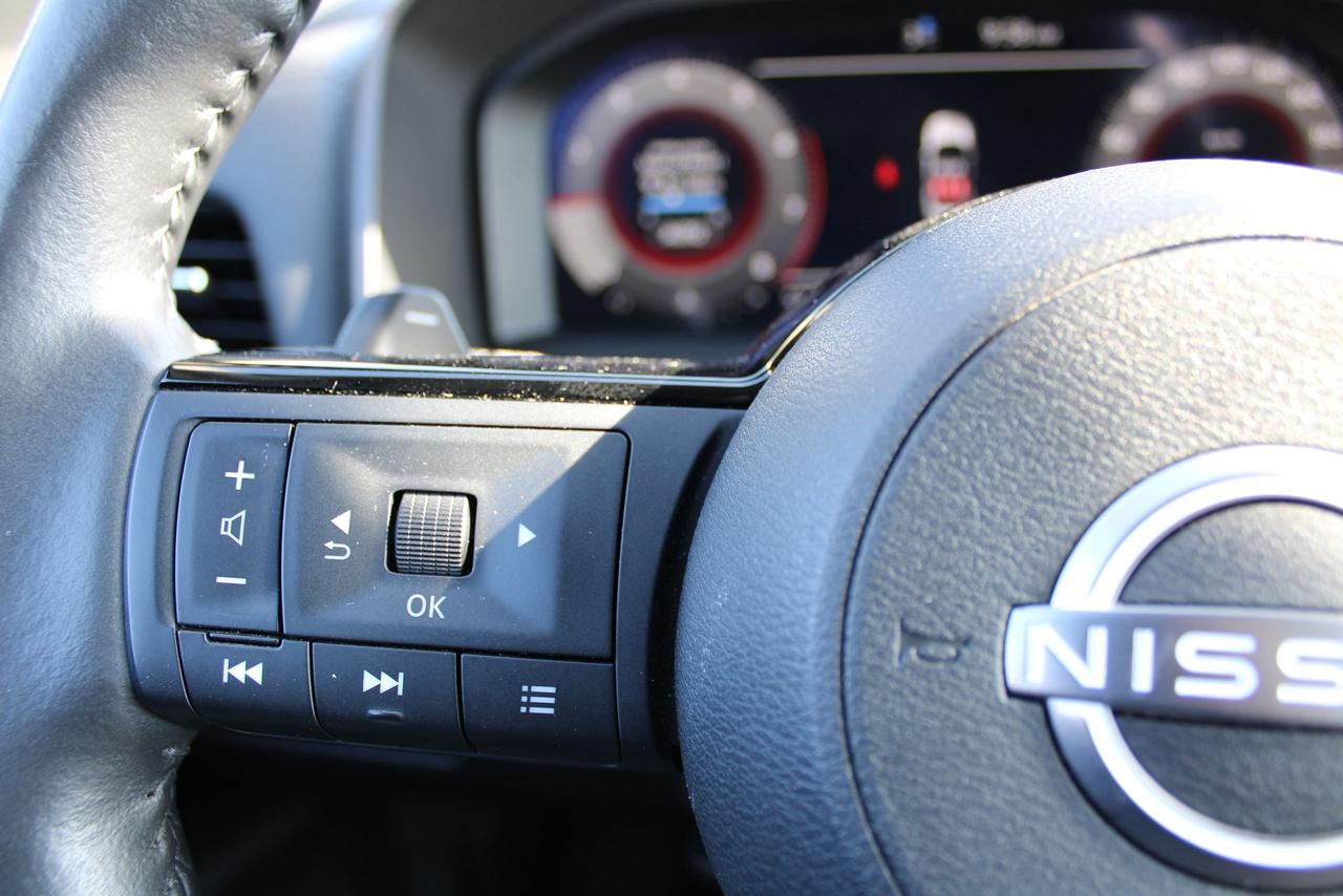 2024 Nissan Rogue SL Photo