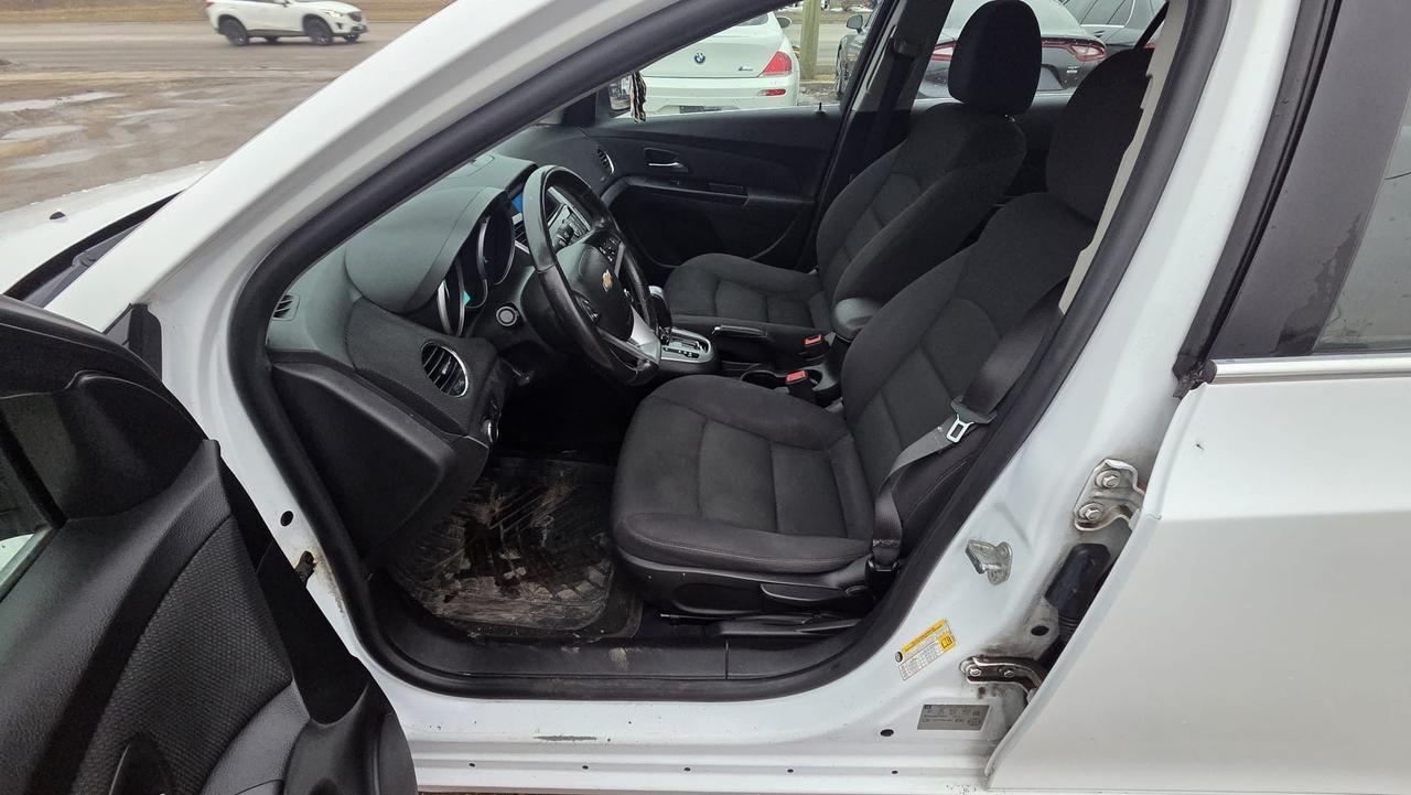 2014 Chevrolet Cruze 1LT, ONLY 124KMS, WELL MAINTAINED, CERTIFIED Photo