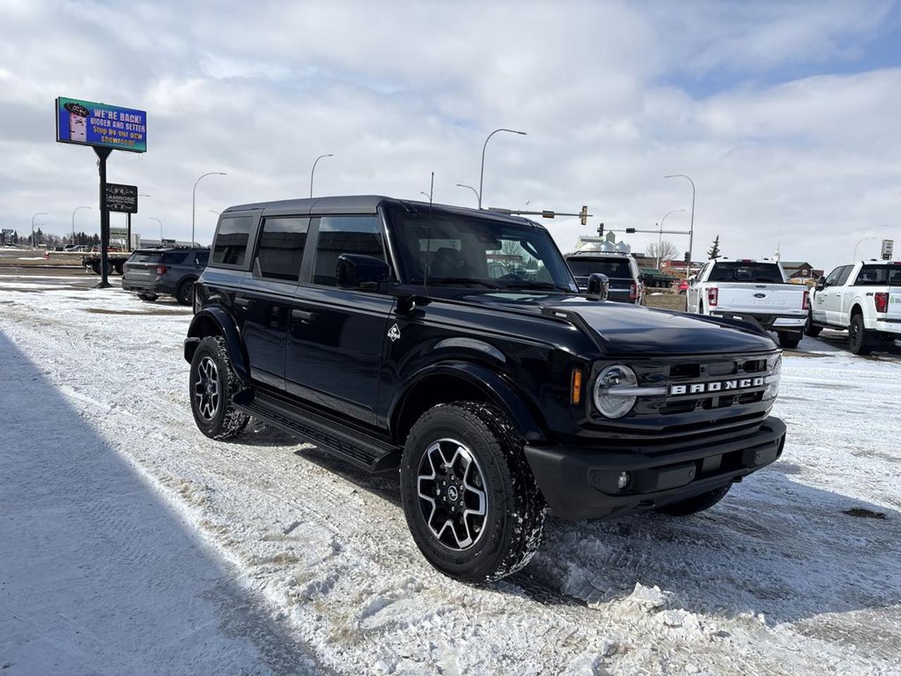 2026 Ford Bronco OUTER BANKS 314A Photo0