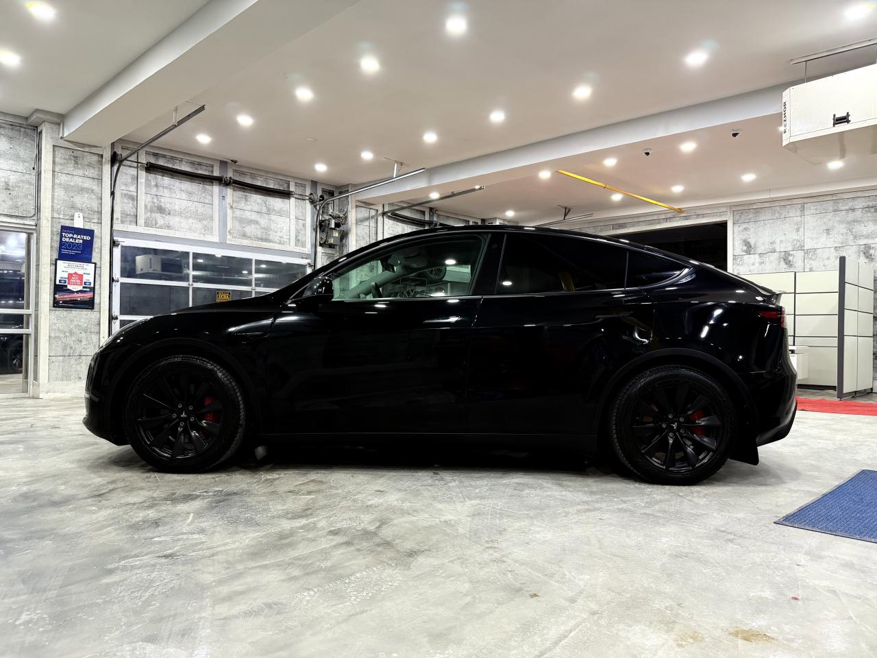 2022 Tesla Model Y PERFORMANCE Photo