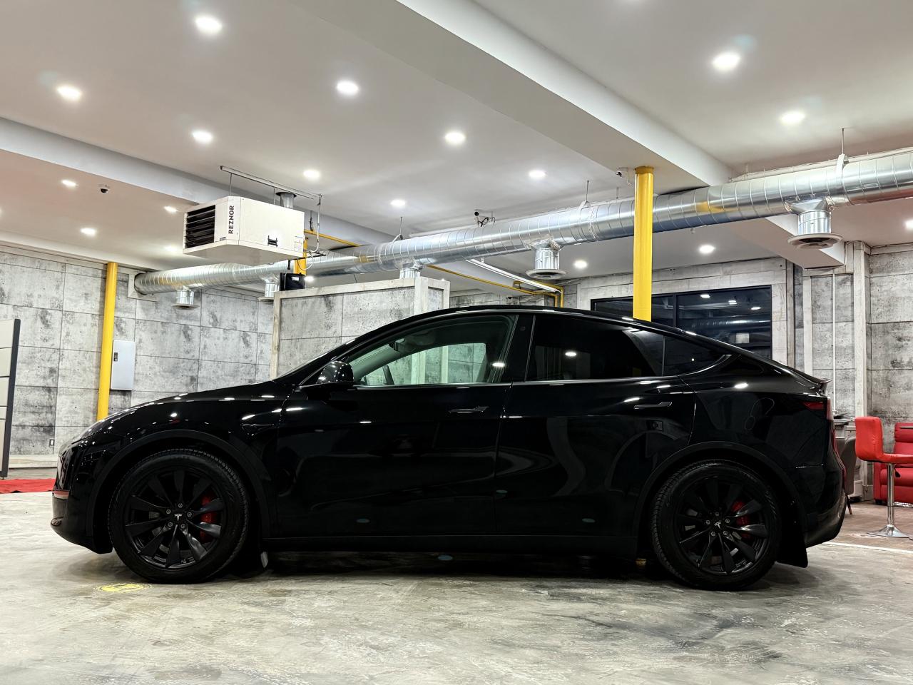 2022 Tesla Model Y PERFORMANCE Photo