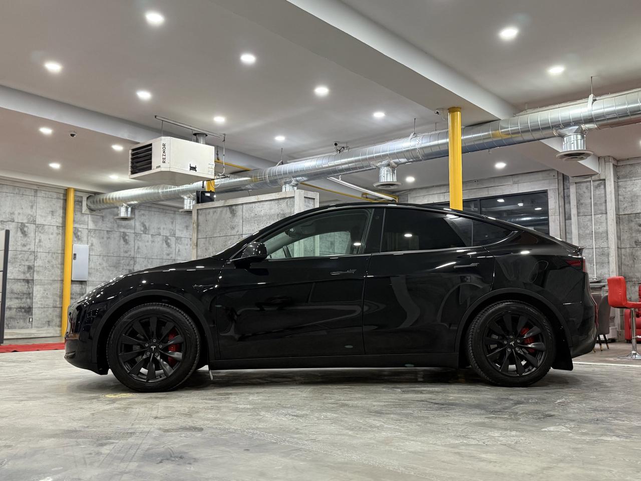 2022 Tesla Model Y PERFORMANCE Photo