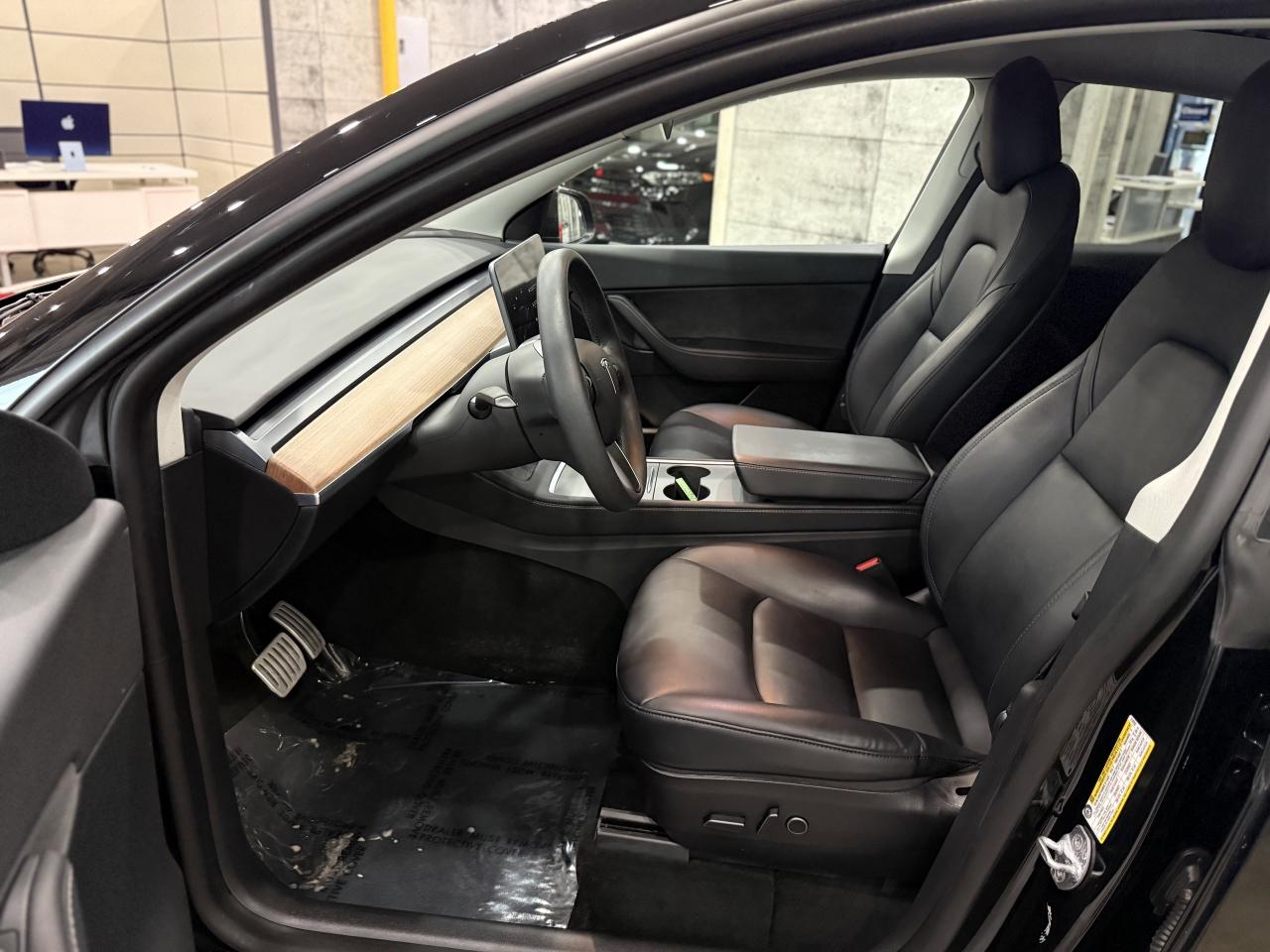 2022 Tesla Model Y PERFORMANCE Photo