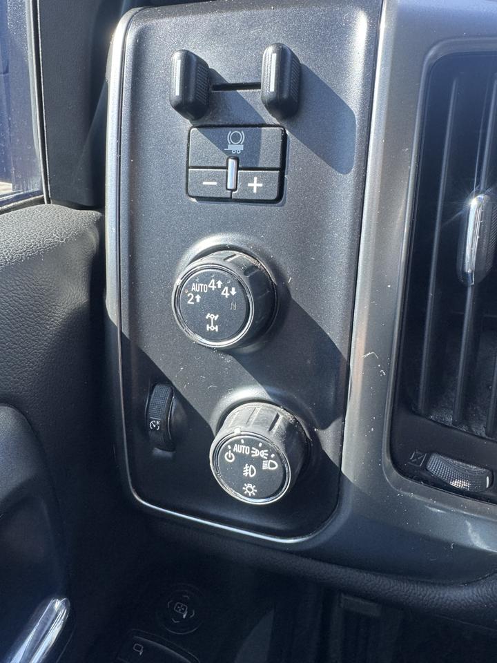 2018 Chevrolet Silverado 1500 LT Photo