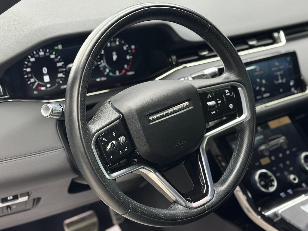 2022 Land Rover Range Rover Evoque R-DYNAMIC|NAV|PANO|LKA|BSM|FCW|ONE OWNER| Photo