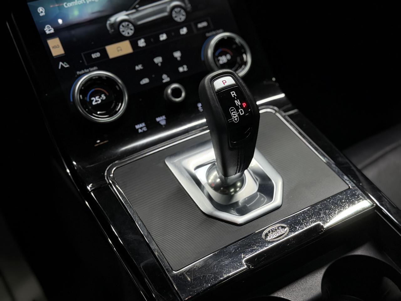 2022 Land Rover Range Rover Evoque R-DYNAMIC|NAV|PANO|LKA|BSM|FCW|ONE OWNER| Photo