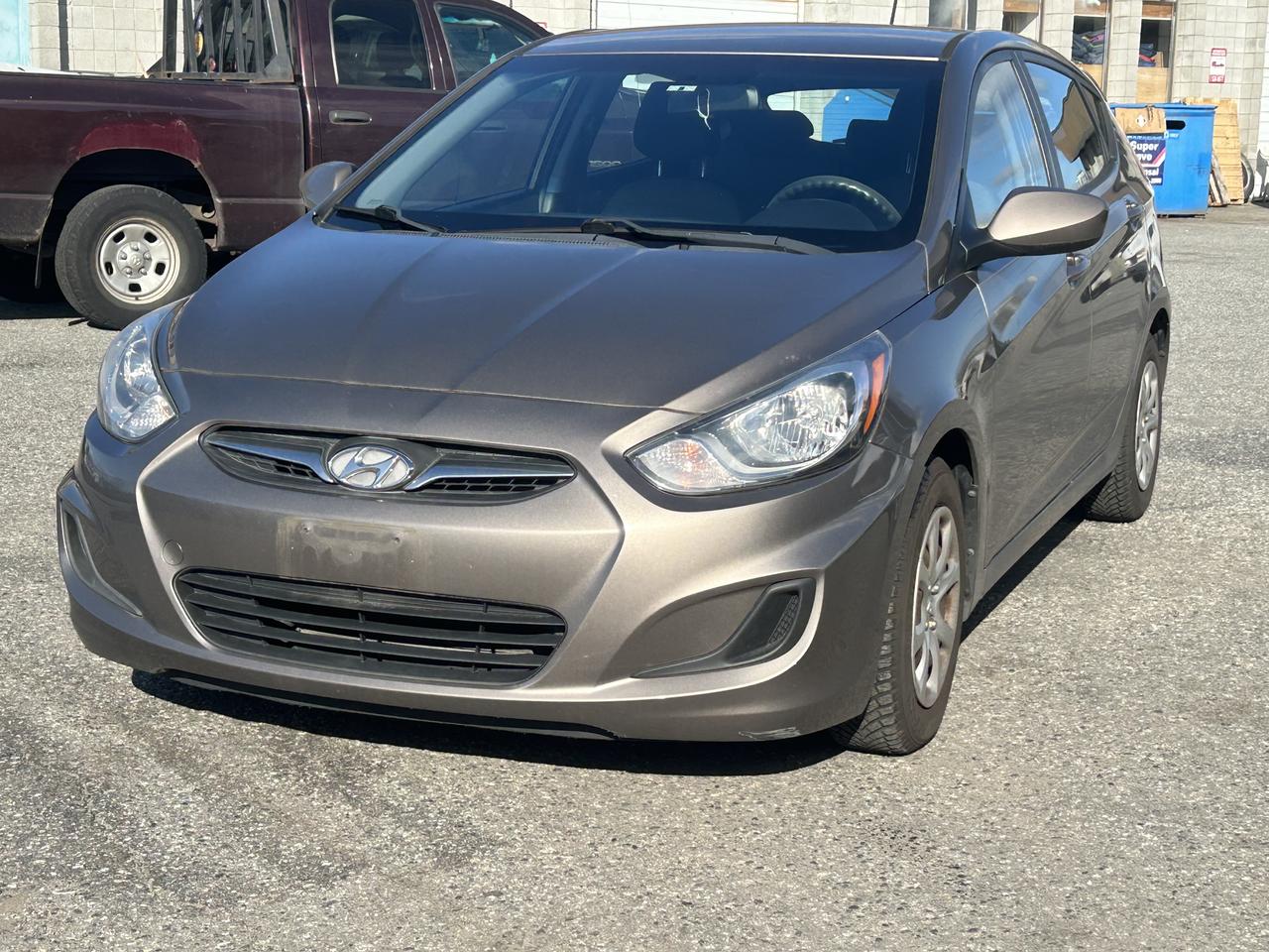 2014 Hyundai Accent GL - Photo #1