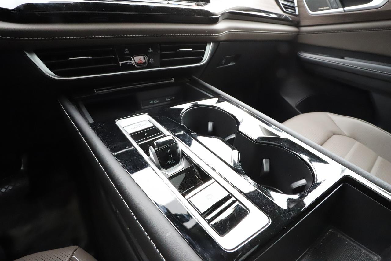 2024 Volkswagen Atlas Highline 2.0 TSI 4MOTION Photo