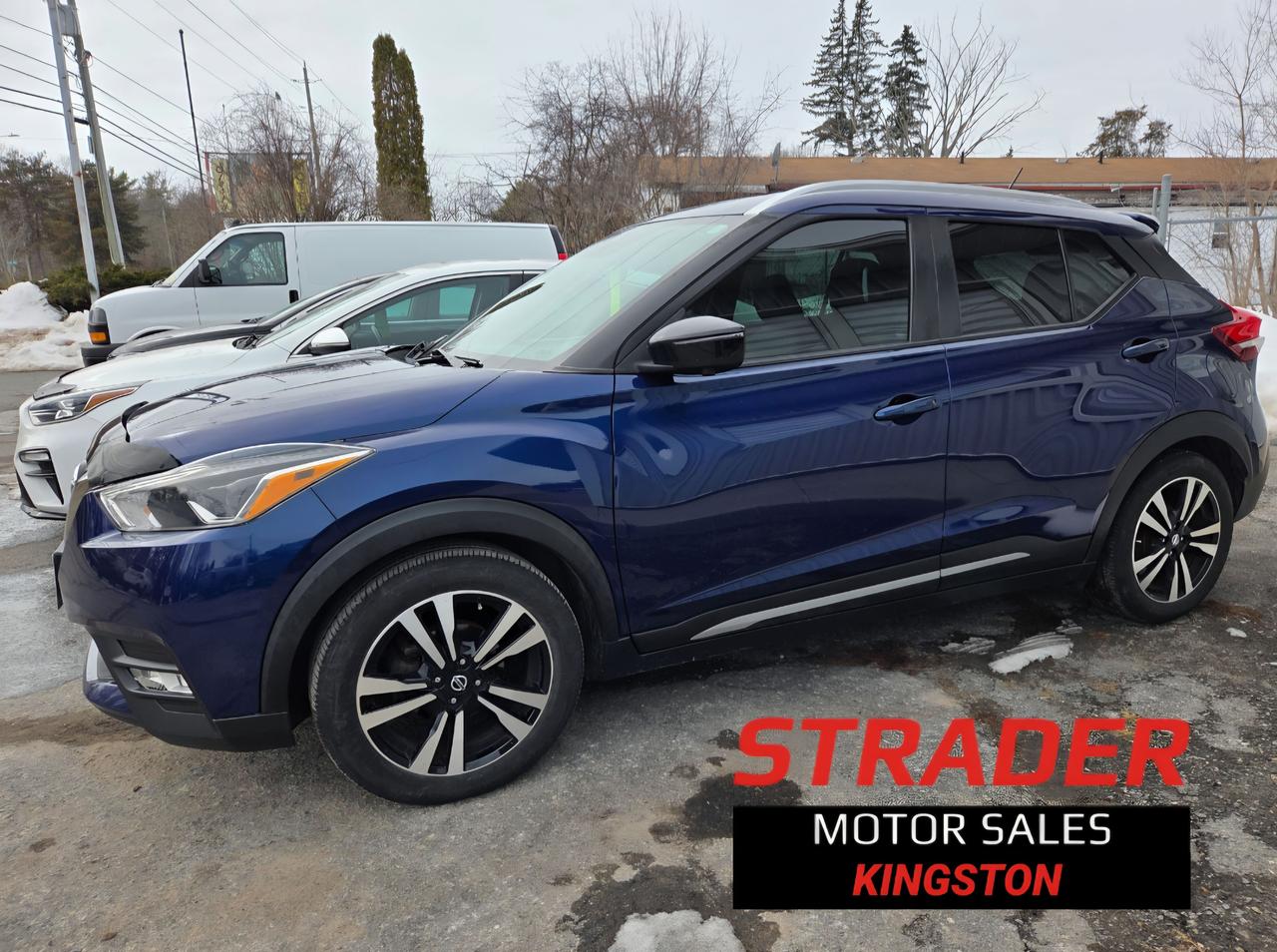 2020 Nissan Kicks SR - Photo #1