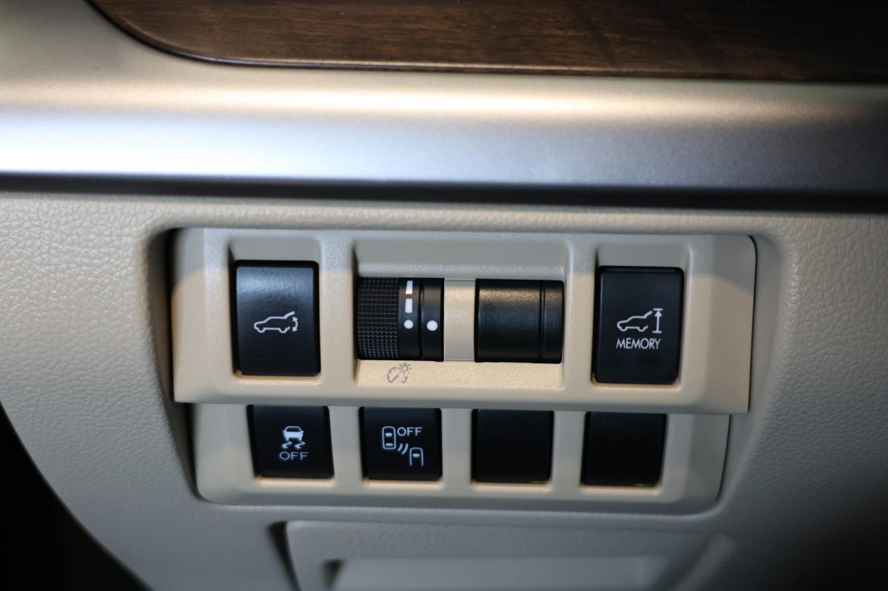 2015 Subaru Outback LIMITED AWD - SUNROOF|LEATHER|CAMERA|NAVI Photo