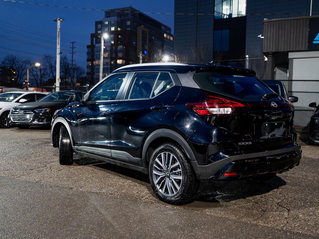 2025 Nissan Kicks SV| NO ACCIDENTS| CLEAN CARFAX| Photo4