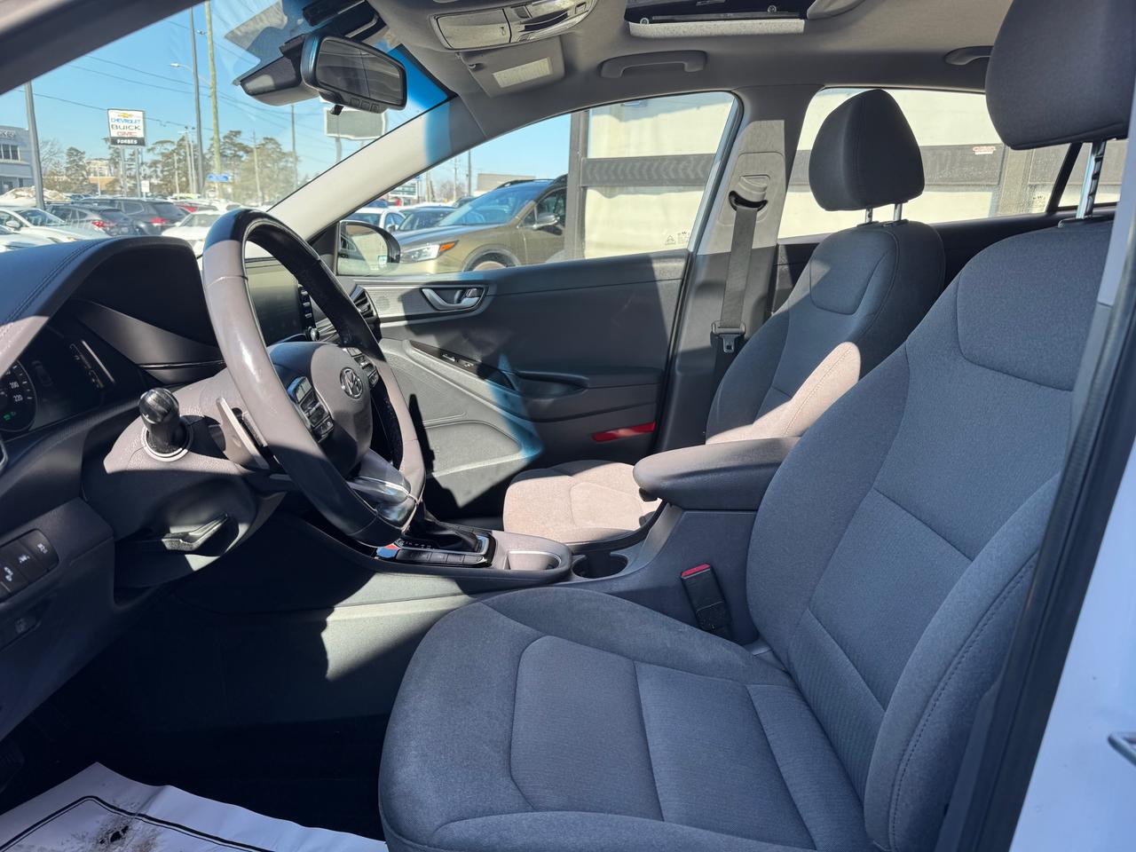 2020 Hyundai Ioniq Hybrid Preferred Accident Free | Hybrid | Heated Seats Photo
