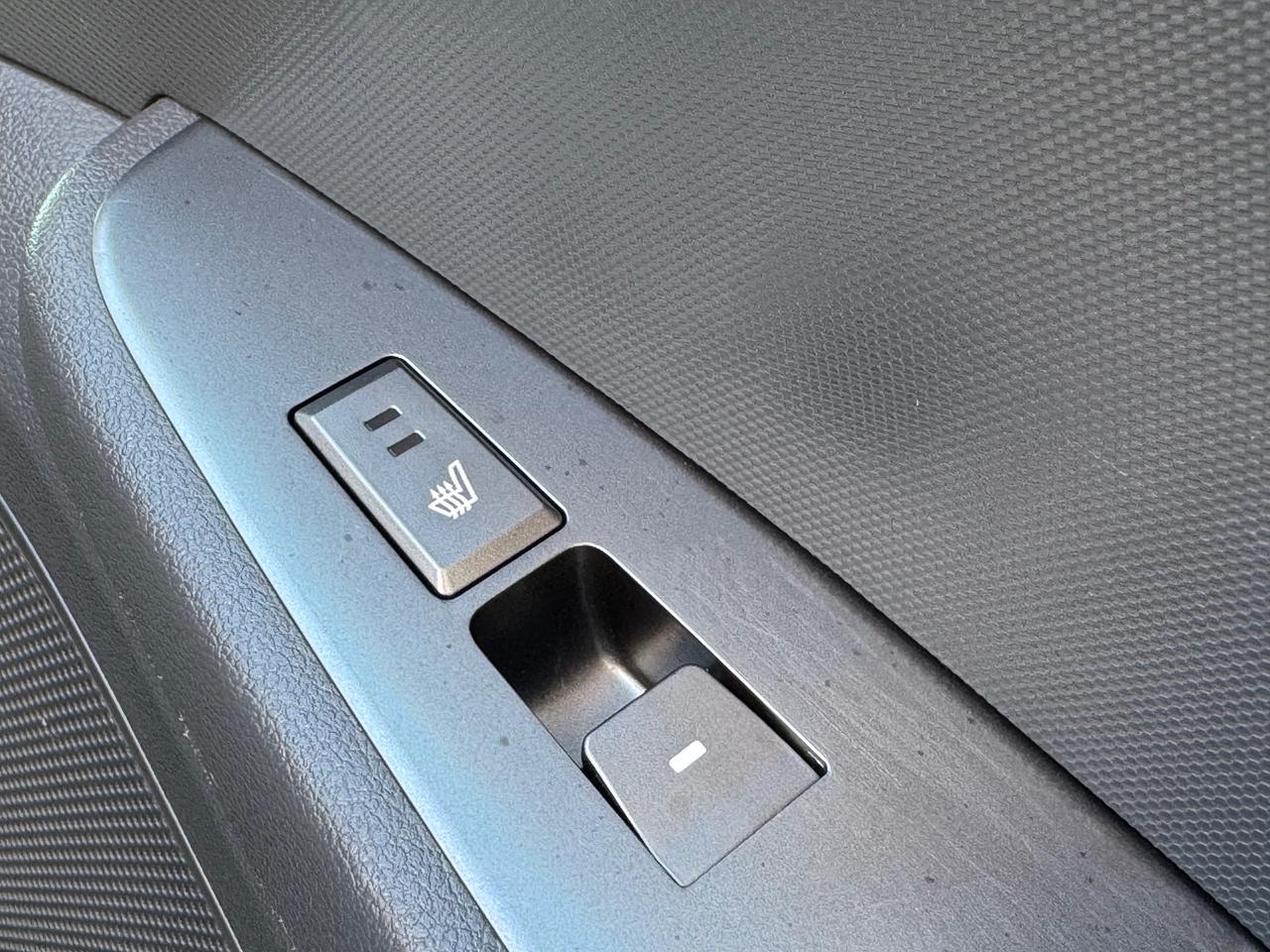 2020 Hyundai Ioniq Hybrid Preferred Accident Free | Hybrid | Heated Seats Photo