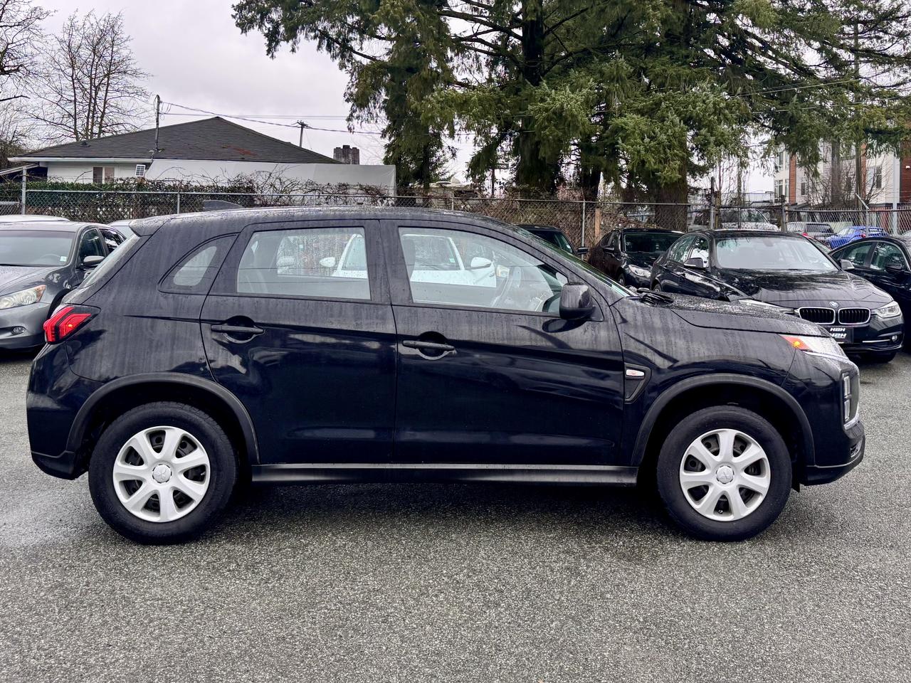 2022 Mitsubishi RVR FINANCING AVAILABLE Photo4